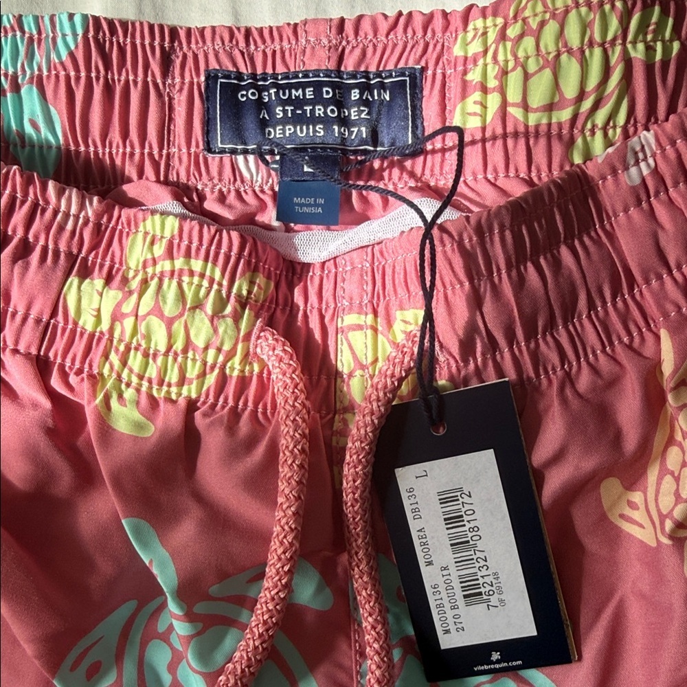 Vilebrequin Pink Turtle Print Men Shorts - Picture 3 of 9